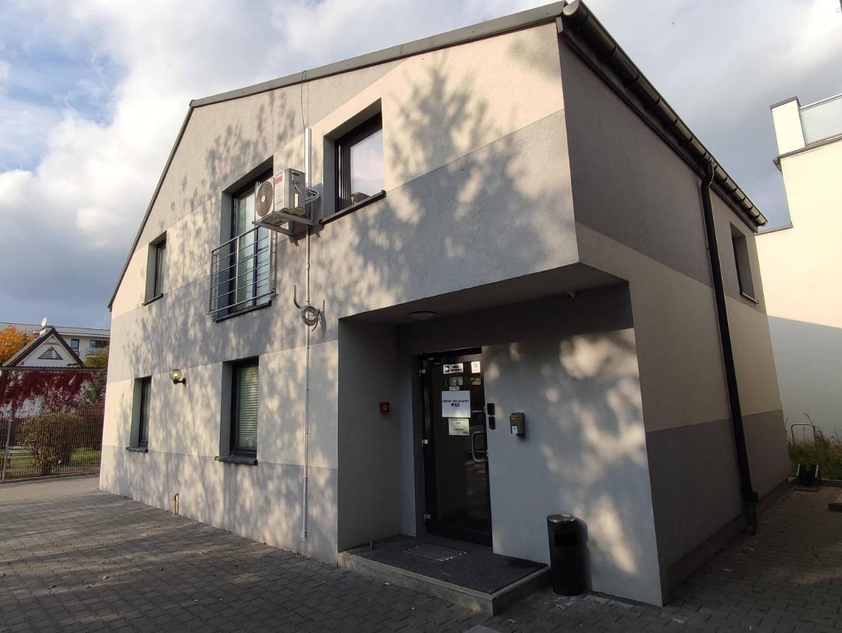Obiekt Noclegowy Ocelot Pruszków Exterior foto